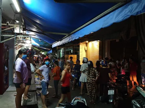 TP.HCM: Cãi nhau trong lúc buôn bán, vợ đoạt mạng chồng ngay giữa chợ